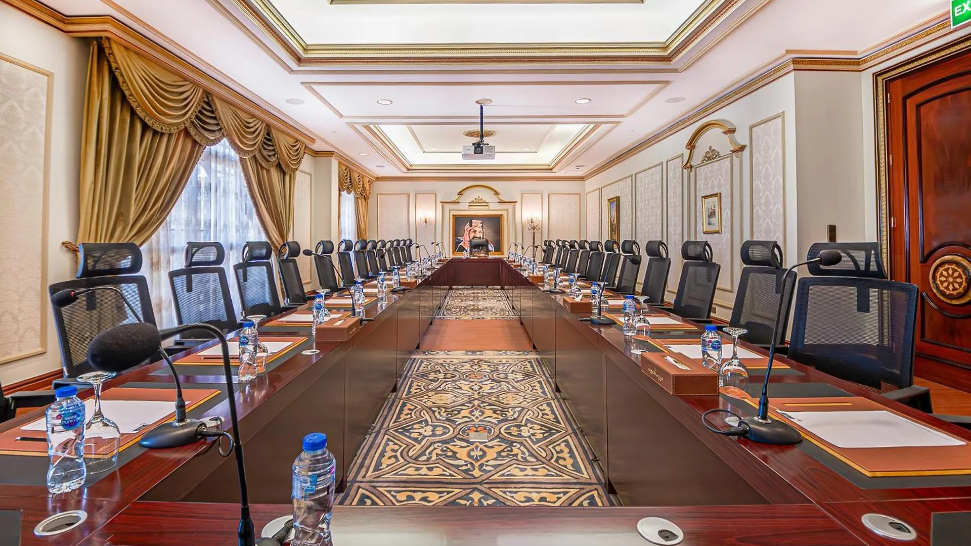 Dar Al Taqwa Hotel Медина