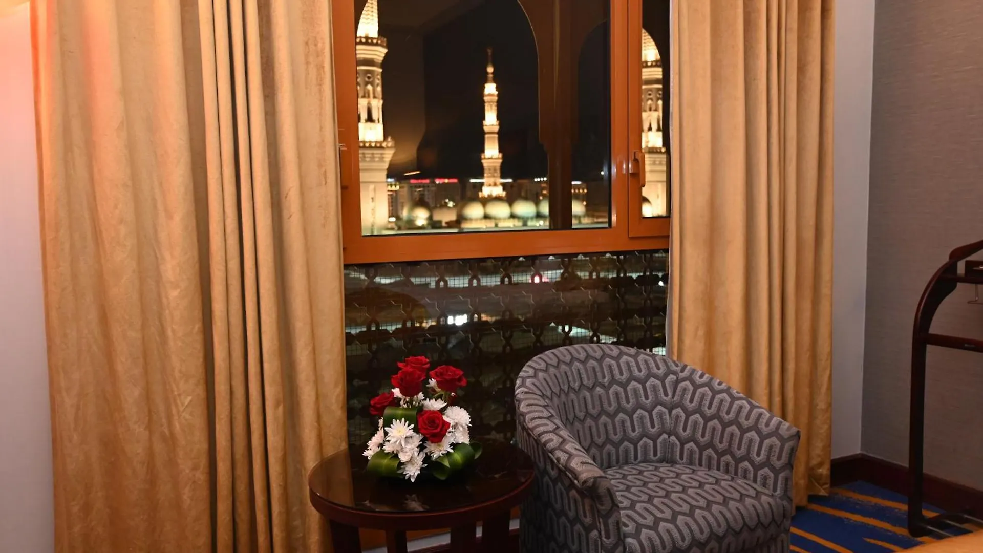Dar Al Taqwa Hotel Медина