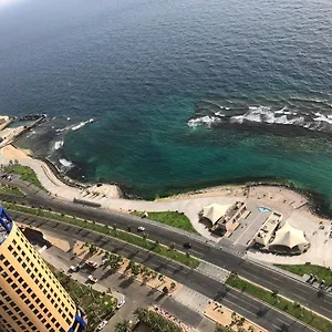 احجز هنا